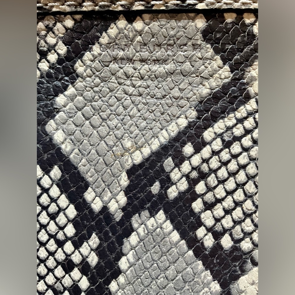 Tory Burch Gemini Link Snake Print Tote - Picture 6 of 6